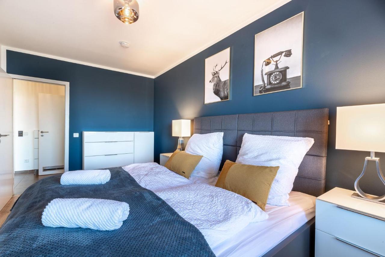 Mooi: Fantastisches Apartment Mit Seeblick Und Stil, Netflix เพลิน ภายนอก รูปภาพ